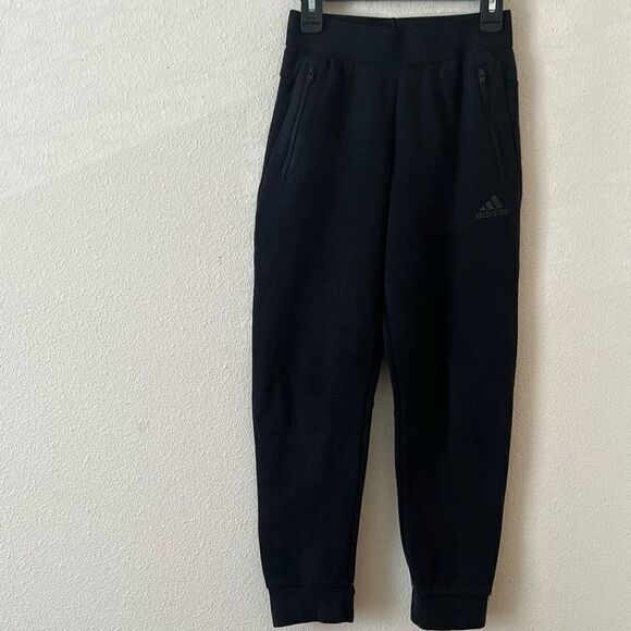 Adidas Boy Black Jogger size Small - Picture 1 of 3